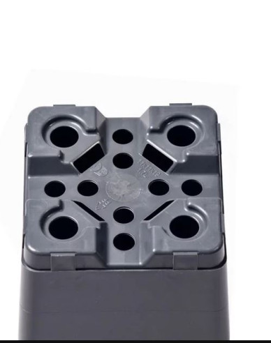 Kunststoffblumentopf hoch quadratisch schwarz 1,7l, 11 x 19 cm